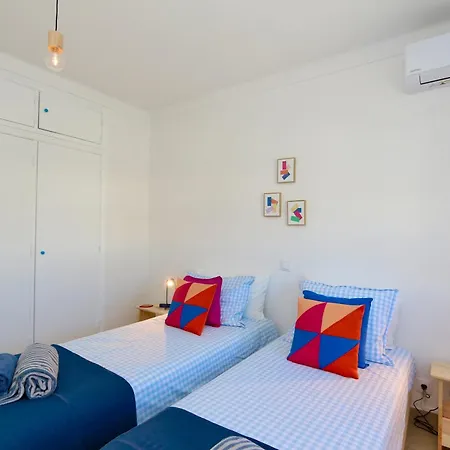 Вилла Fig Villa- Cleverdetails, Sleep 8, Pool, Children Playground, Tenis Court