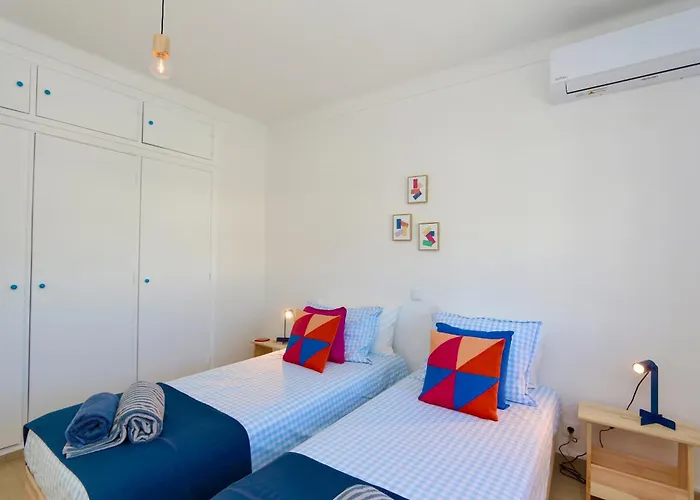 Villa Fig Villa- Cleverdetails, Sleep 8, Pool, Children Playground, Ténis Court