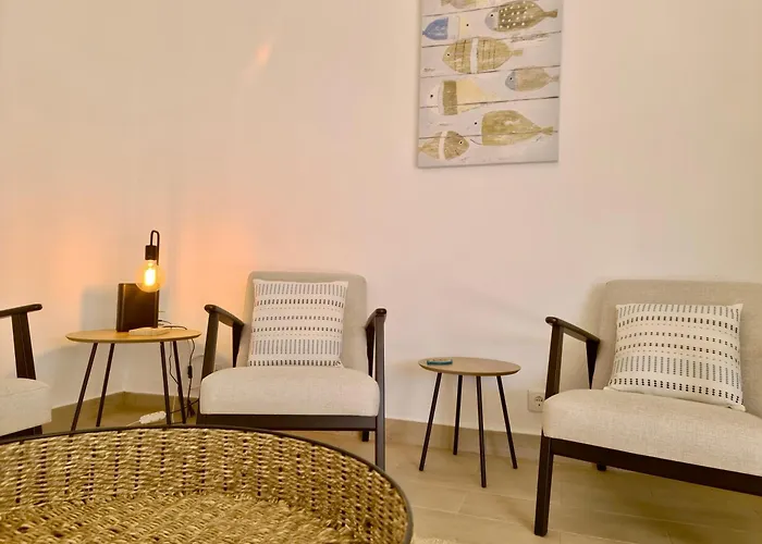Villa Fig Villa- Cleverdetails, Sleep 8, Pool, Children Playground, Ténis Court