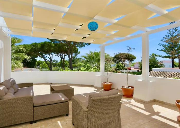 Villa Fig Villa- Cleverdetails, Sleep 8, Pool, Children Playground, Ténis Court *