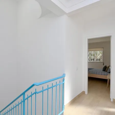 Villa Fig Villa- Cleverdetails, Sleep 8, Pool, Children Playground, Tenis Court