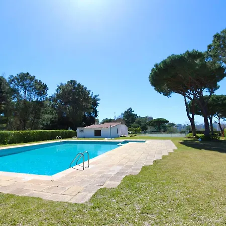 Fig Villa- Cleverdetails, Sleep 8, Pool, Children Playground, Ténis Court *