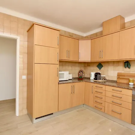 Fig Villa- Cleverdetails, Sleep 8, Pool, Children Playground, Ténis Court Villa *