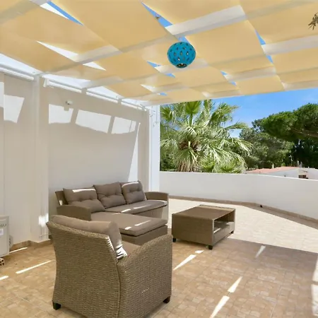 Villa Fig Villa- Cleverdetails, Sleep 8, Pool, Children Playground, Tenis Court *