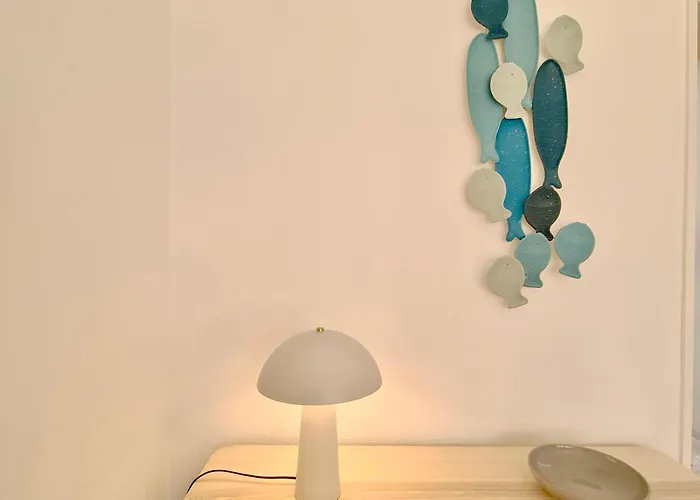 Fig Villa- Cleverdetails, Sleep 8, Pool, Children Playground, Tenis Court