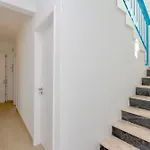 Villa Fig Villa- Cleverdetails, Sleep 8, Pool, Children Playground, Tenis Court Vilamoura
