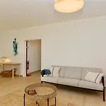 Villa Fig Villa- Cleverdetails, Sleep 8, Pool, Children Playground, Tenis Court *