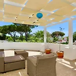 Villa Fig Villa- Cleverdetails, Sleep 8, Pool, Children Playground, Tenis Court *